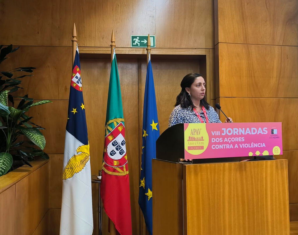 8JACVA N251 00003318 09