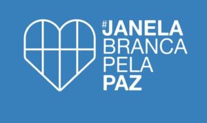 janela branca paz 990x591